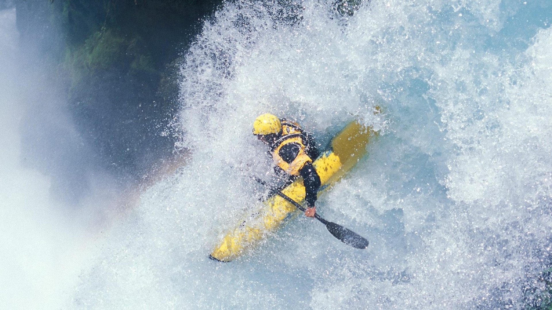 拜仁慕尼黑客场1-1战平沙尔克04，遭遇平局，拜仁0_7沙尔克