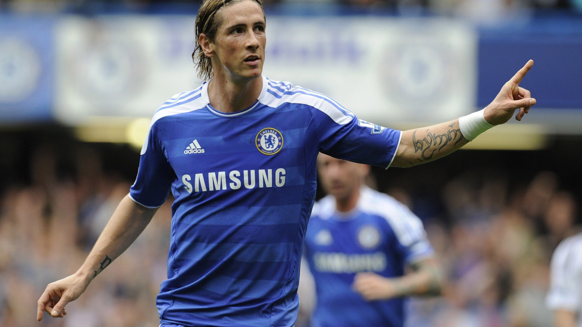 足球明星表现抢眼，引来球迷关注，足球明星合集